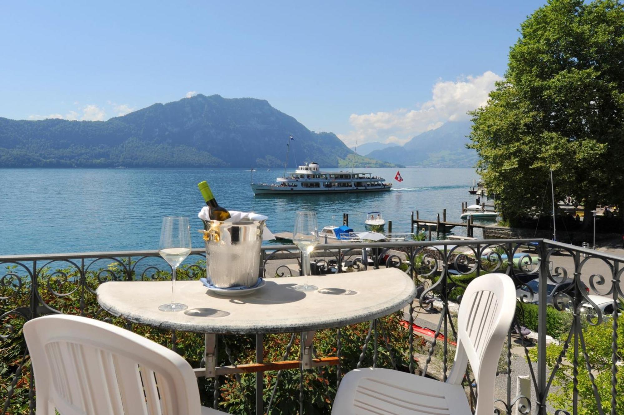 Junior Suite con Vista Lago e Balcone